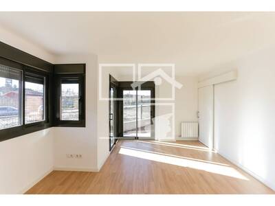 Local en de la Serra, Roda de Ter Barcelona