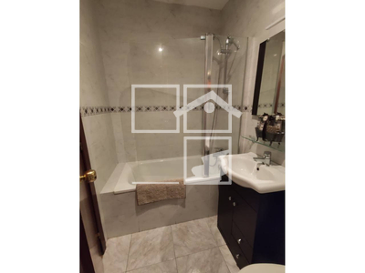 Inmueble en Calle Borges Blanques    bajos , Barcelona