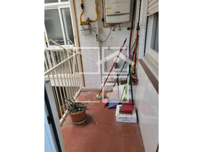 Inmueble en Calle Guifré   100 3º , Barcelona