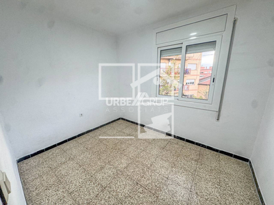 Local en Calle Enric Granados    3, Martorell Barcelona