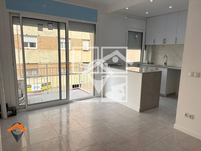 Inmueble en Calle José Aparici    2º, Barcelona